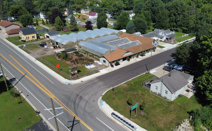 Pictures of Retail property located at 180 Davis St, Croswell, MI 48422 for sales - image #1