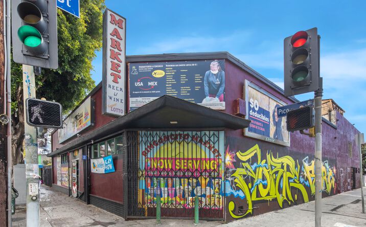 Pictures of Retail, Multifamily property located at 2596 W Pico Blvd, Los Angeles, CA 90006 for sales - image #1