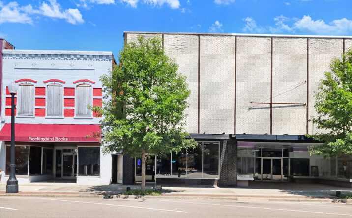 Pictures of Office, Retail property located at 111 N Queen St, Kinston, NC 28501 for sales - image #1