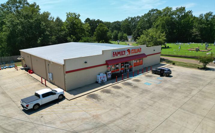 Pictures of Retail property located at 600 E. Monticello Street, Brookhaven, MS 39601 for sales - image #1