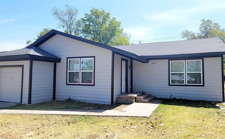 Pictures of Multifamily property located at 2813 Sayle St, Greenville, TX 75401 for sales - image #1