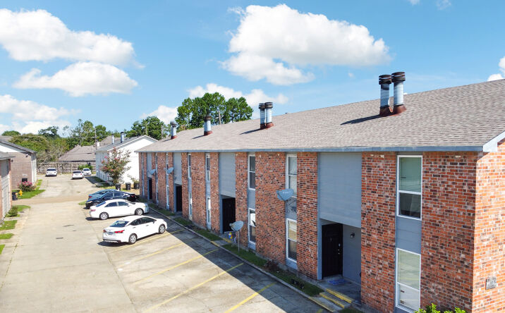 Pictures of Multifamily property located at 1835 Southpointe Dr, Baton Rouge, LA 70808 for sales - image #1