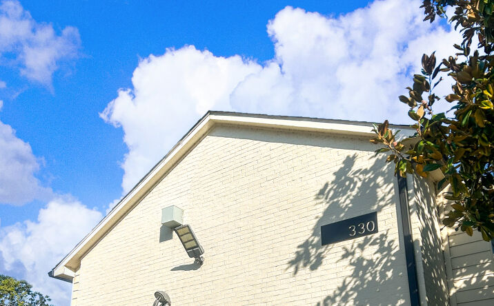Pictures of Multifamily property located at 9384 Fox Run Ave, Baton Rouge, LA 70808 for sales - image #1