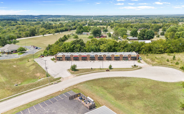 Pictures of Retail property located at 302 W Enterprise Ct, Fair Grove, MO 65648 for sales - image #1