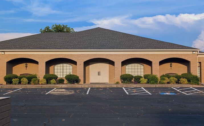 Pictures of Mixed Use, Office, Retail, Special Purpose property located at 22 N Greenwood St, Charleston, AR 72933 for sales - image #1