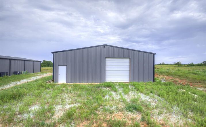 Pictures of Retail, Land property located at 336241 E 980 Rd, Wellston, OK 74881 for sales - image #1