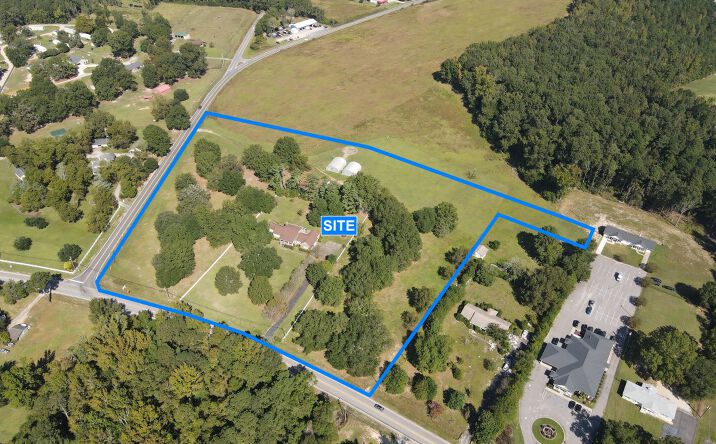 Pictures of Retail, Land property located at Ridgeway & Truesdale Roads, Lugoff, SC 29078 for sales - image #1