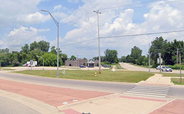 Pictures of Retail, Office, Land property located at 4417 Remembrance Rd NW, Walker, MI 49534 for sales - image #1