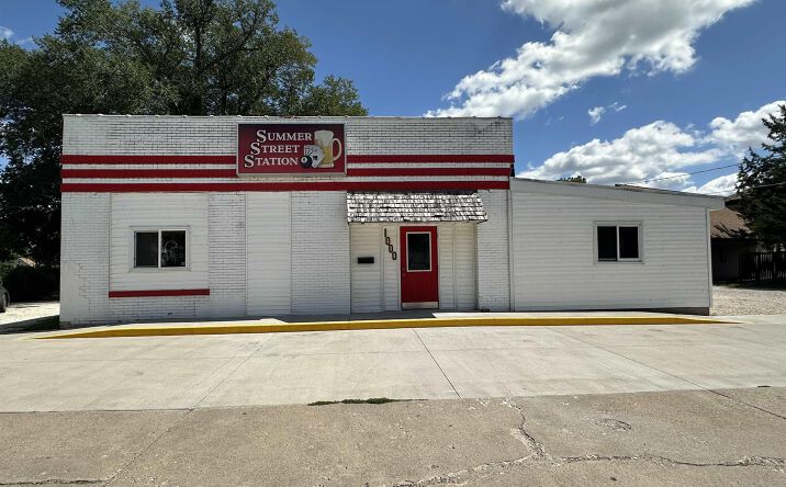 Pictures of Office, Retail property located at 1000 Summer Street, Burlington, IA 52601 for sales - image #1