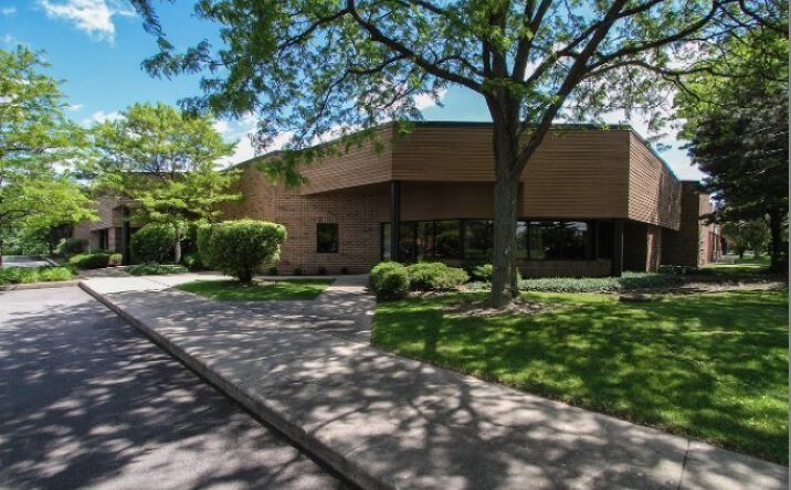 Pictures of Industrial property located at 252 Chaddick Drive, Wheeling, IL 60090 for sales - image #1