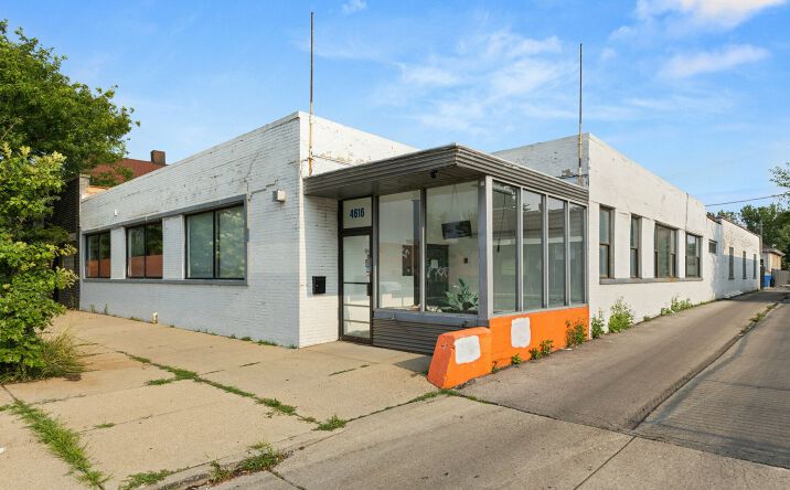Pictures of Office, Industrial property located at 4614-16 West Fullerton Ave, Chicago, IL 60639 for sales - image #1