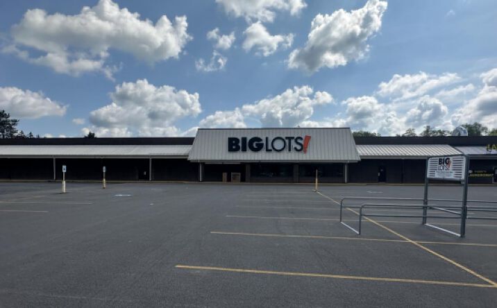 Pictures of Retail property located at 102 Utica St, Hamilton, NY 13346 for sales - image #1