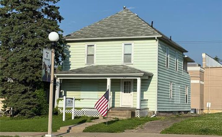 Pictures of Retail, Mixed Use property located at 602 S Franklin St, Kirksville, MO 63501, 606 S Franklin St, Kirksville, MO 63501 for sales - image #1