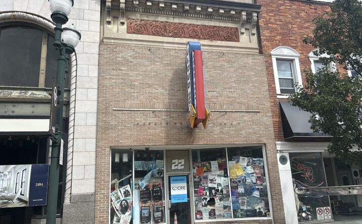 Pictures of Mixed Use, Retail property located at 22 North Saginaw Street, Pontiac, MI 48342 for sales - image #1