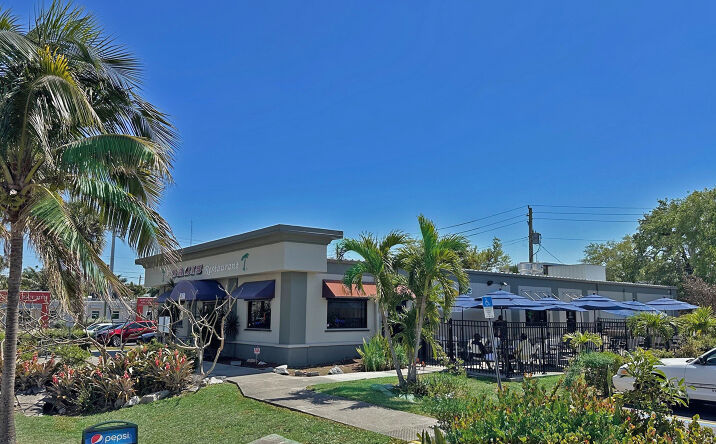 Pictures of Retail property located at 2260 Dr. Martin Luther King Jr. Blvd, Fort Myers, FL 33901 for sales - image #1