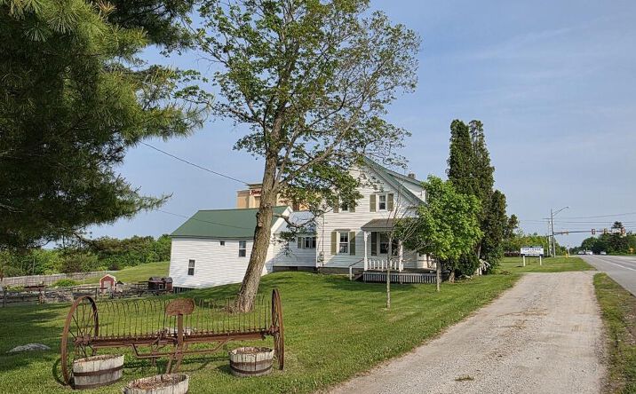 Pictures of Retail, Mixed Use property located at 167 Main Street, Oxford, ME 04270 for sales - image #1