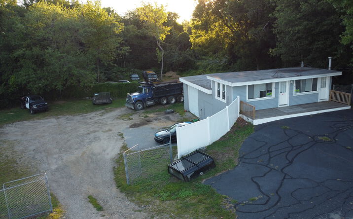 Pictures of Industrial, Multifamily, Office property located at 9-19 King St, Old Saybrook, CT 06475 for sales - image #1