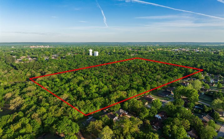 Pictures of Land property located at 5 Timbercrest Avenue, Okmulgee, OK 74447 for sales - image #1