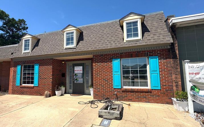 Pictures of Office property located at 4296 5th Avenue, Marianna, FL 32446 for sales - image #1
