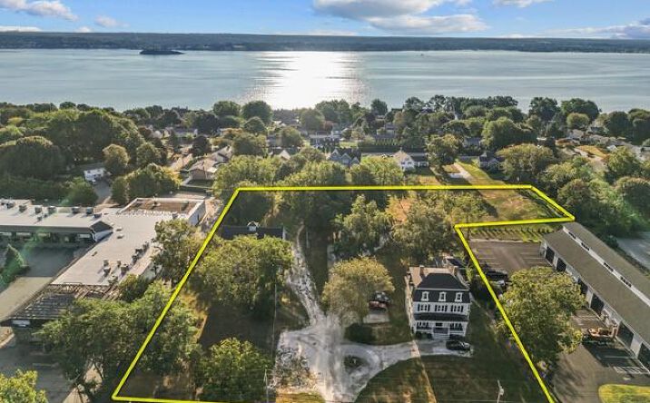 Pictures of Mixed Use, Land property located at 2967 East Main Road, Portsmouth, RI 02871 for sales - image #1