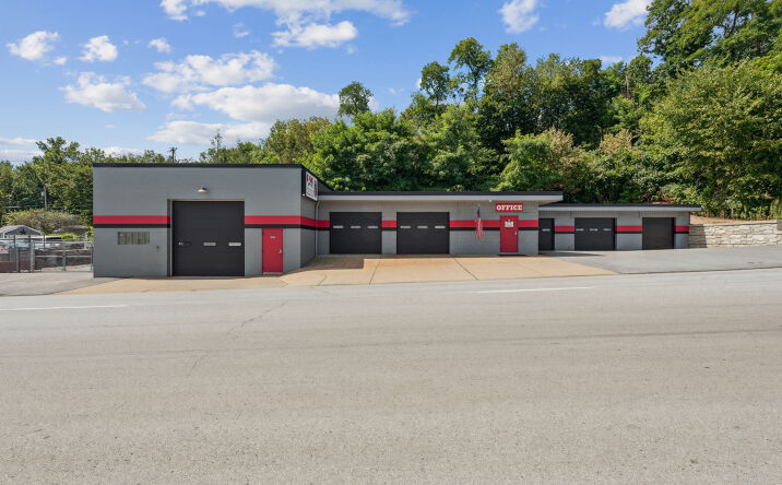 Pictures of Business for Sale, Industrial property located at 952 W Pittsburgh St, Greensburg, PA 15601 for sales - image #1