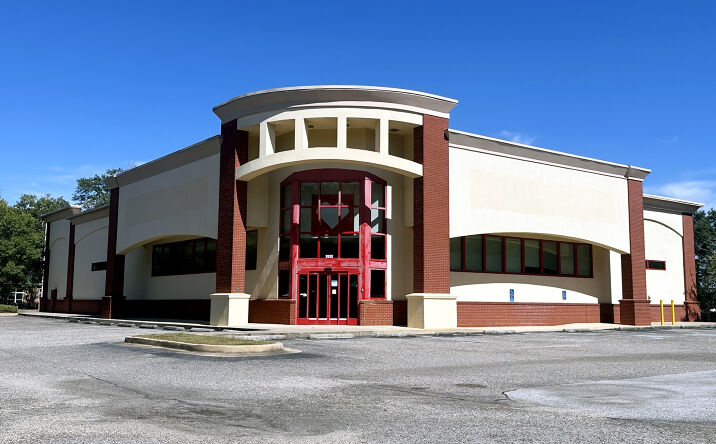 Pictures of Retail property located at 3932 Cottage Hill Rd, Mobile, AL 36695 for sales - image #1