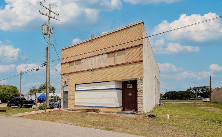 Pictures of Multifamily, Office property located at 358 Demolay St, La Marque, TX 77568 for sales - image #1