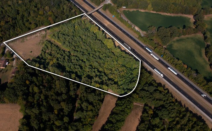 Pictures of Land property located at 1 D Young Rd, Holladay, TN 38341 for sales - image #1