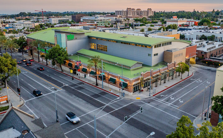 Pictures of Retail property located at 465 S Arroyo Pkwy, Pasadena, CA 91105 for sales - image #1