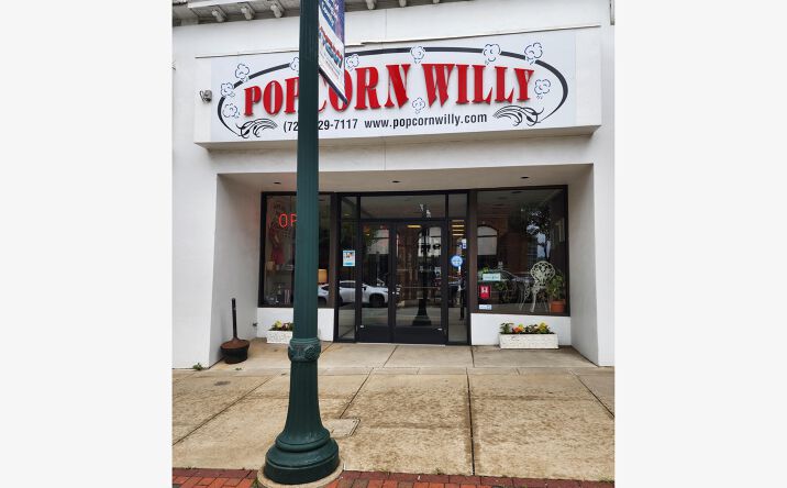 Pictures of Mixed Use property located at 20 N Main St, Washington, PA 15301 for sales - image #1