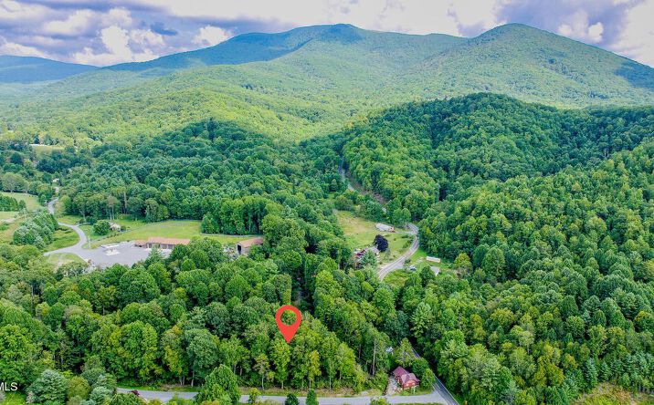 Pictures of Land, Multifamily property located at TBD Azen Road, Damascus, VA 24236 for sales - image #1