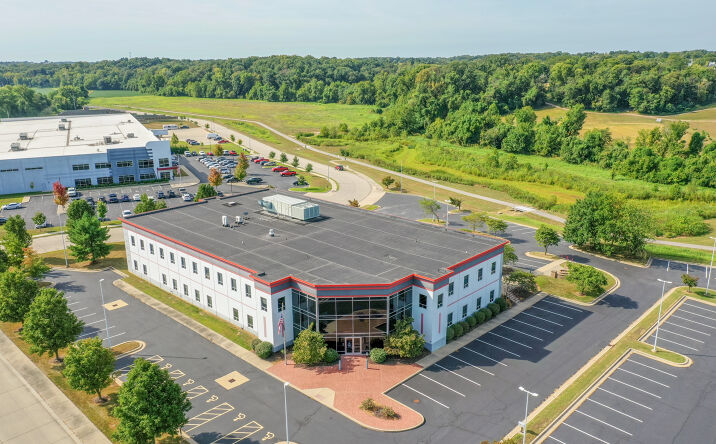Pictures of Office property located at 265 Admiral Trost Dr, Columbia, IL 62236 for sales - image #1