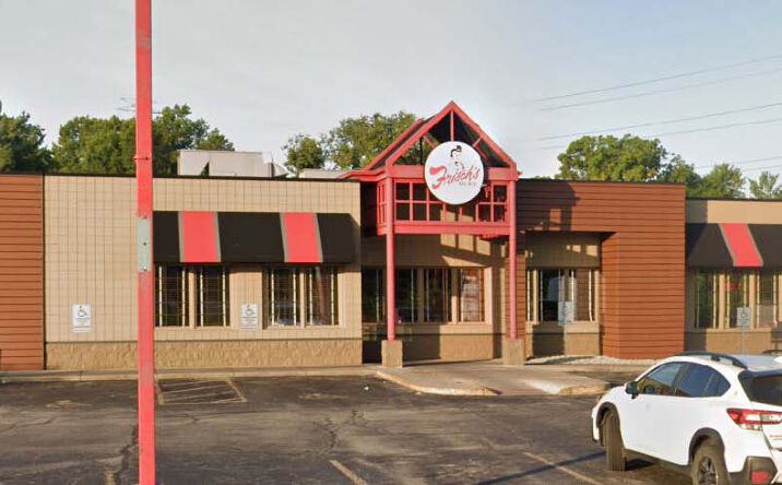 Pictures of Retail property located at 559 State Route 125, Cincinnati, OH 45255 for sales - image #1