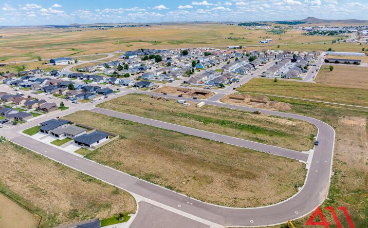 Pictures of Land property located at 94 Royal Cir, Gillette, WY 82718 for sales - image #1
