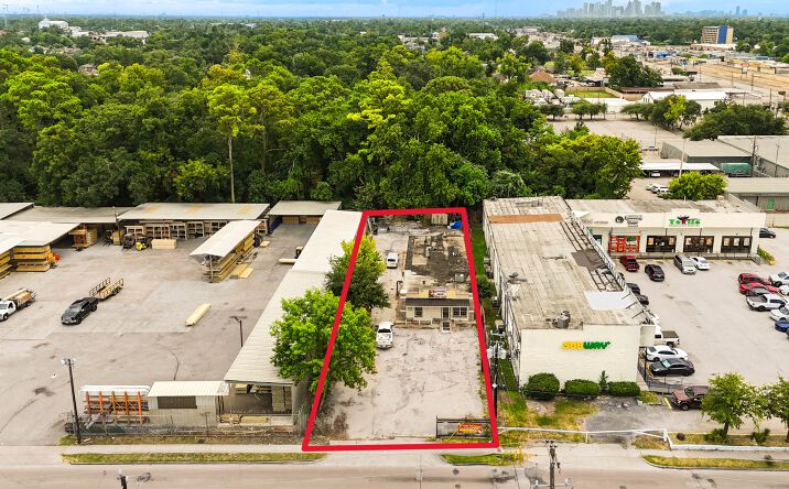 Pictures of Retail property located at 3050 Tidwell Rd, Houston, TX 77093 for sales - image #1