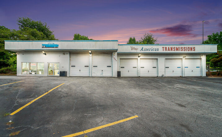 Pictures of Retail property located at 5965 Memorial Drive, Stone Mountain, GA 30083 for sales - image #1