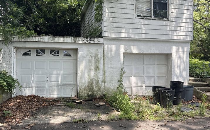 Pictures of Multifamily property located at 83 Mountainside Road, Staten Island, NY 10304 for sales - image #1