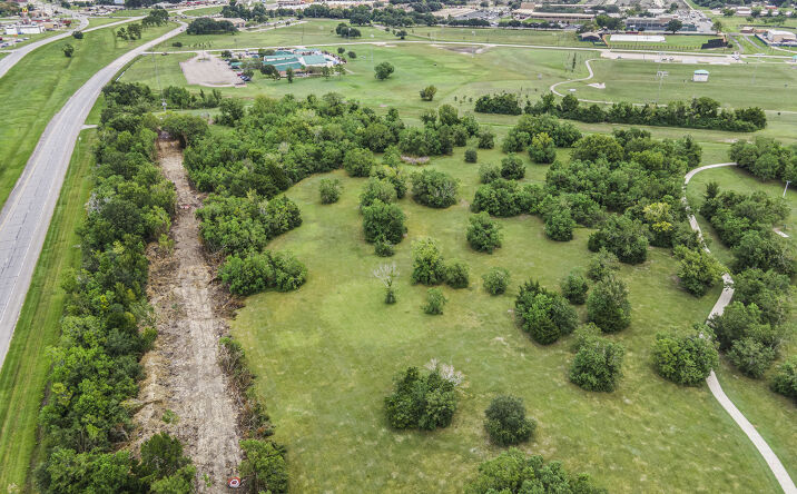 Pictures of Land property located at 3111 TX-35 Loop, Alvin, TX 77511, Alvin, TX 77511 for sales - image #1