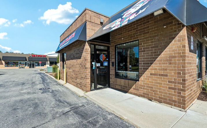 Pictures of Business for Sale, Retail property located at 6602 N Barrington Road, Hanover Park, IL 60133 for sales - image #1