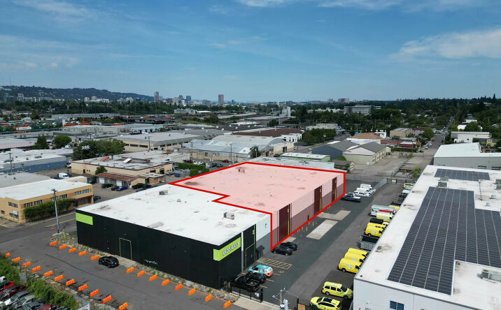 Pictures of Industrial property located at 4920 SE 26th Ave, Portland, OR 97202 for sales - image #1