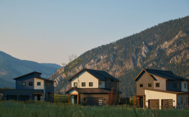 Pictures of Hospitality, Multifamily property located at 200 Misty Mountain Ct, Gallatin Gateway, MT 59730 for sales - image #1
