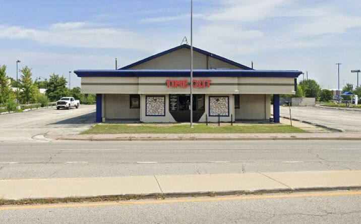 Pictures of Retail, Office property located at 6025 S La Grange Rd, Countryside, IL 60525 for sales - image #1