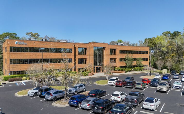 Pictures of Office property located at 7751 Belfort Pkwy, Jacksonville, FL 32256 for sales - image #1