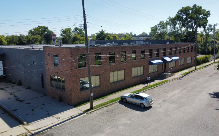 Pictures of Industrial property located at 1121 River St, Lansing, MI 48912 for sales - image #1