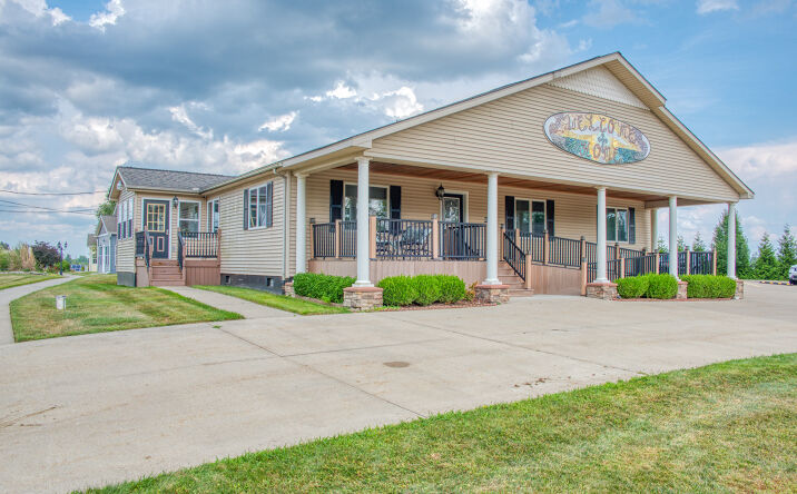 Pictures of Senior Living property located at 1605 Vandekarr Rd, Owosso, MI 48867 for sales - image #1