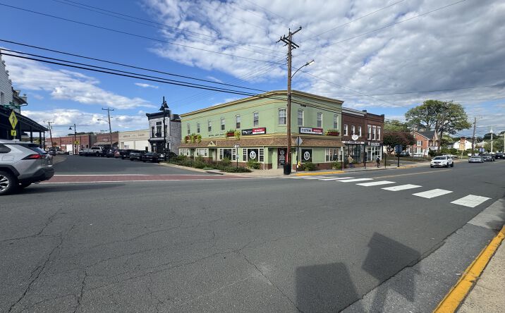 Pictures of Office property located at 101 E Main St, Purcellville, VA 20132 for sales - image #1