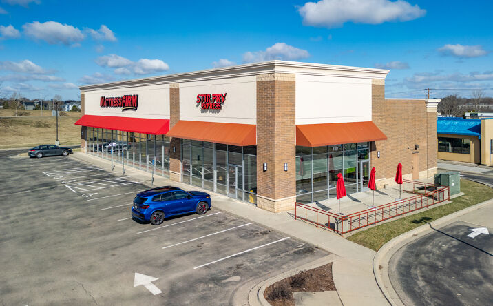 Pictures of Office, Retail property located at 4107 E Frontage Rd, Rochester, MN 55901 for sales - image #1