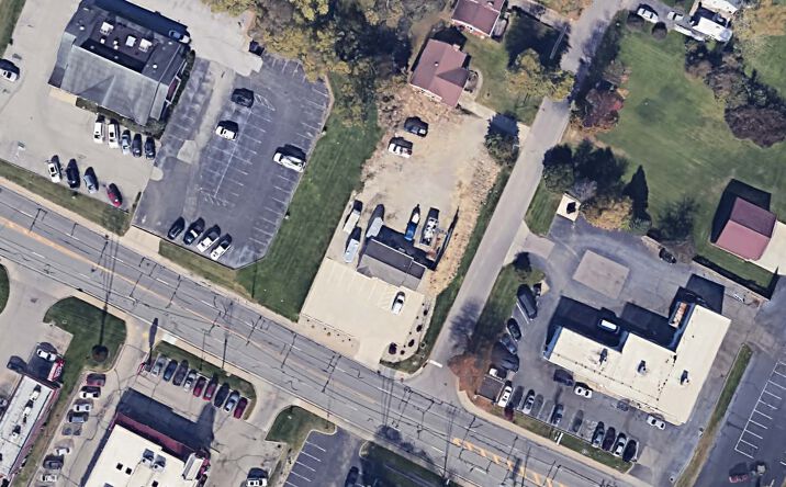 image of property at 2430 E SHARON RD Sharonville OH 45241-1846