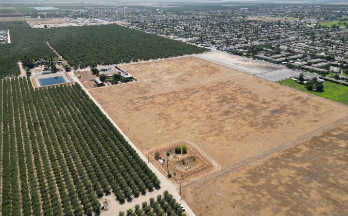 Pictures of Land property located at County Line Road, Delano, CA, USA, Delano, CA 93215 for sales - image #1