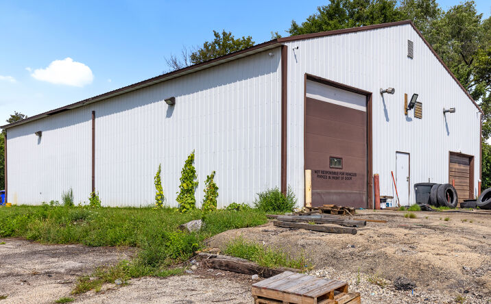Pictures of Industrial property located at 2388 Mason Avenue, Rockford, IL 61109 for sales - image #1